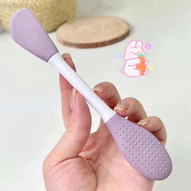 Professional title: "Dual-Ended Silicone Mask Brush for Facial Cleansing and Beauty Salon Treatments"